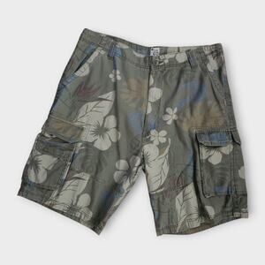 Unbranded Cargo Shorts Mens 40"x 9.5"  Hawaiian Floral Design Summer Beach wear